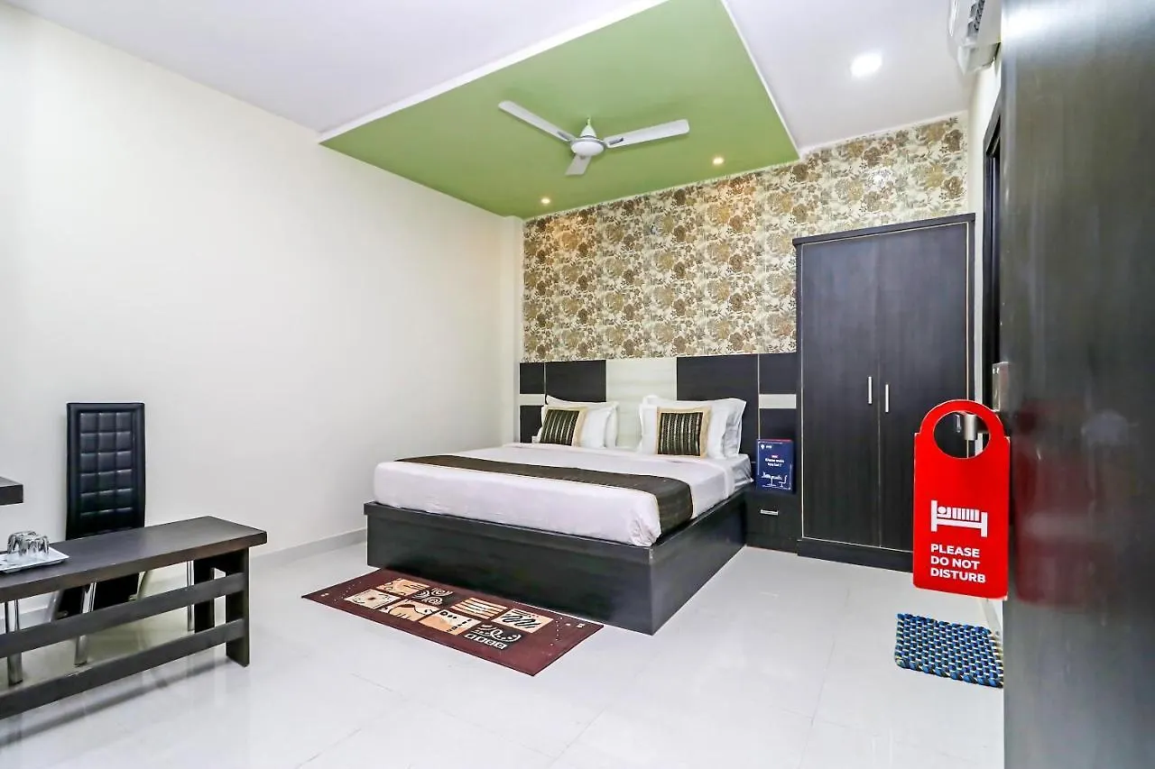 Oyo 10133 Hotel Rama Grand Hs