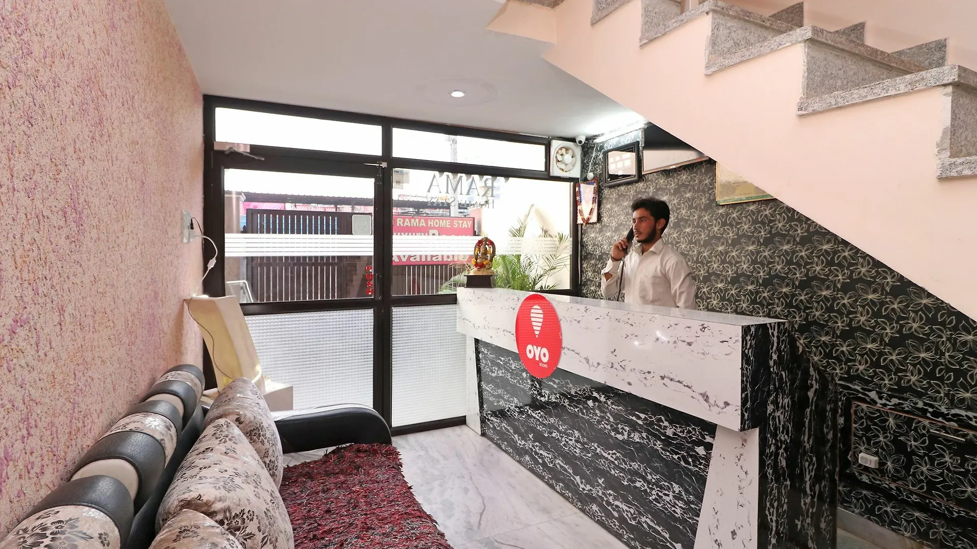 Oyo 10133 Hotel Rama Grand Hs
